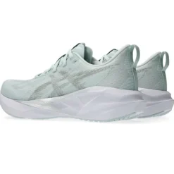 Asics Novablast 5