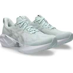 Asics Novablast 5