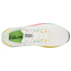 New Balance FuelCell Propel v5