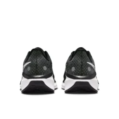 Nike Vomero 17