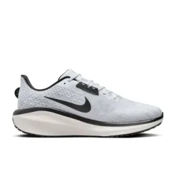 Nike Vomero 17