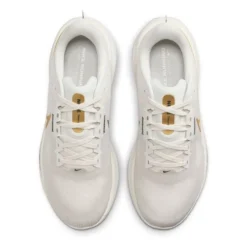 Nike Vomero 17
