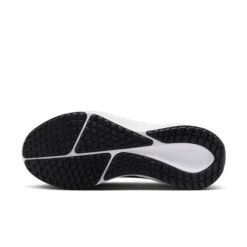 Nike Vomero 17