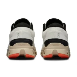 On Cloudstratus 3